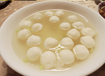 魚団子入りスープ